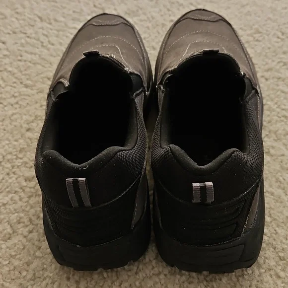 Denali Aleutian Suede Slip on Shoes - Picture 5 of 8